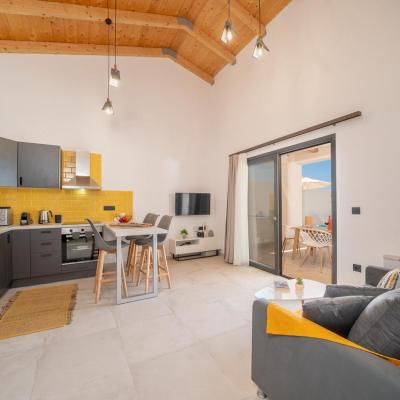 Straw Cottage A9p02818 Edit